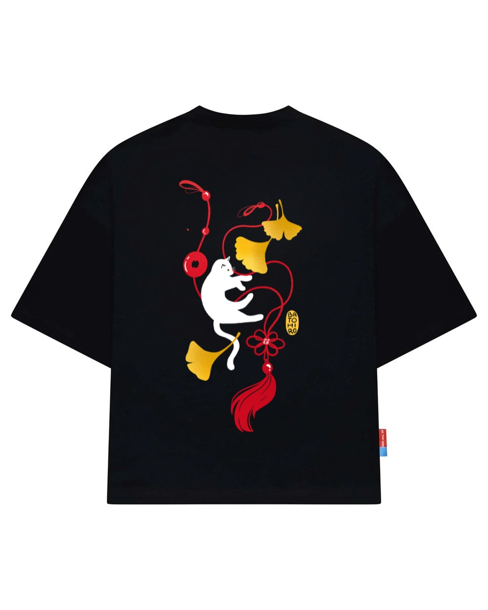 Ginko Cat Tee - Black Cropped Oversized, Premium Oversized tričko z česka s grafikou kočky a květin.