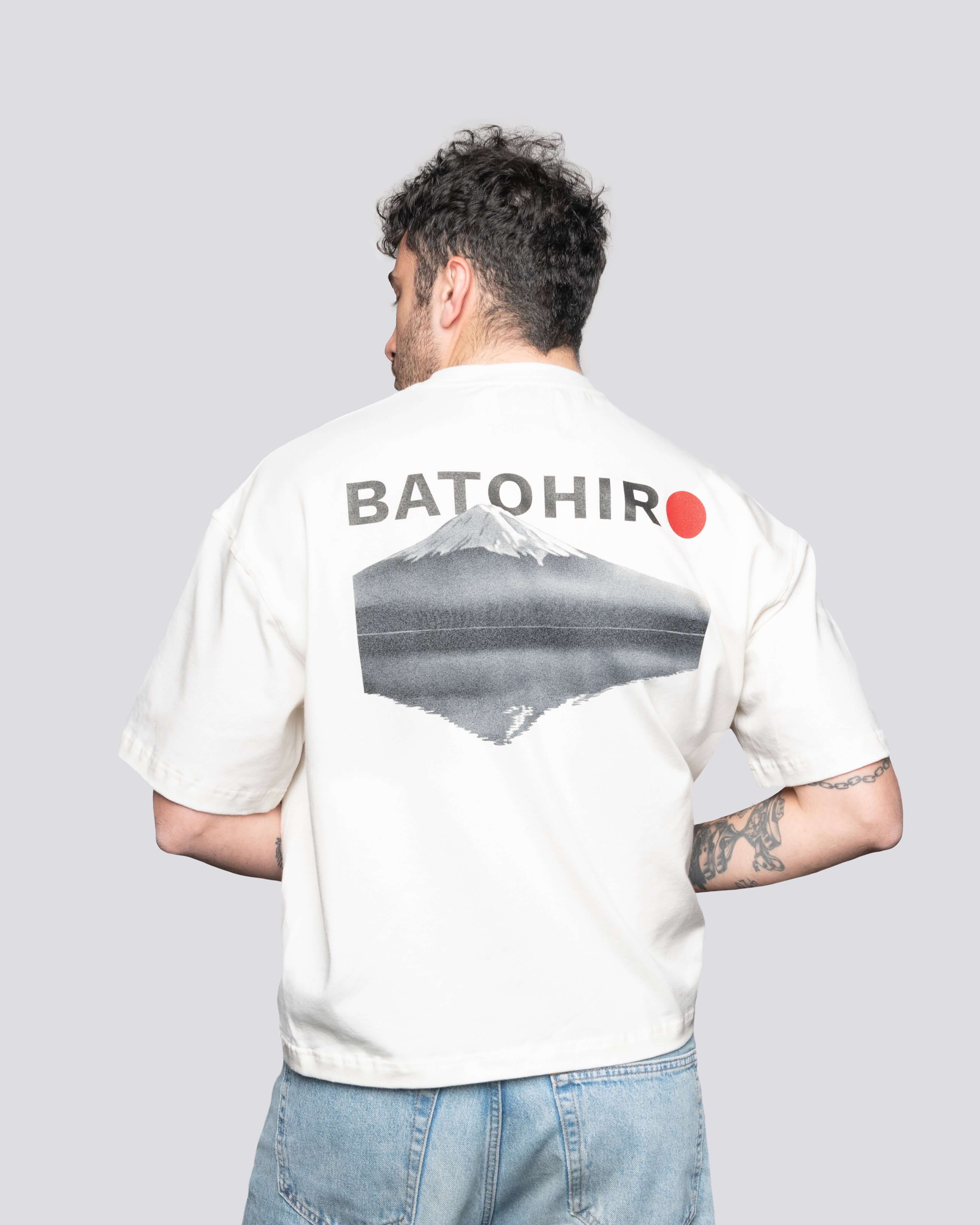 Fuji - Cropped Oversized tee