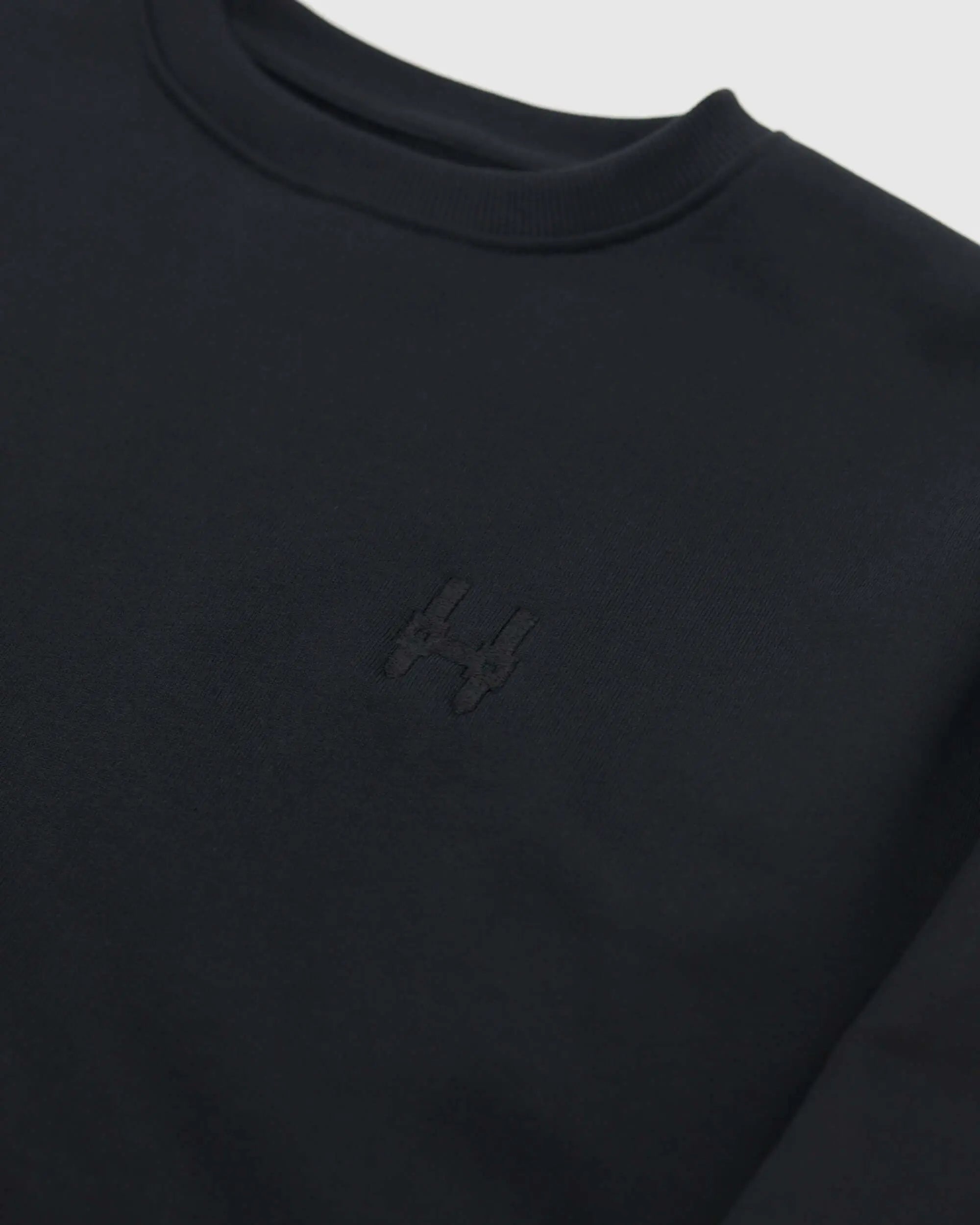 Cropped Mikina 343 - Crewneck Black Batohiro