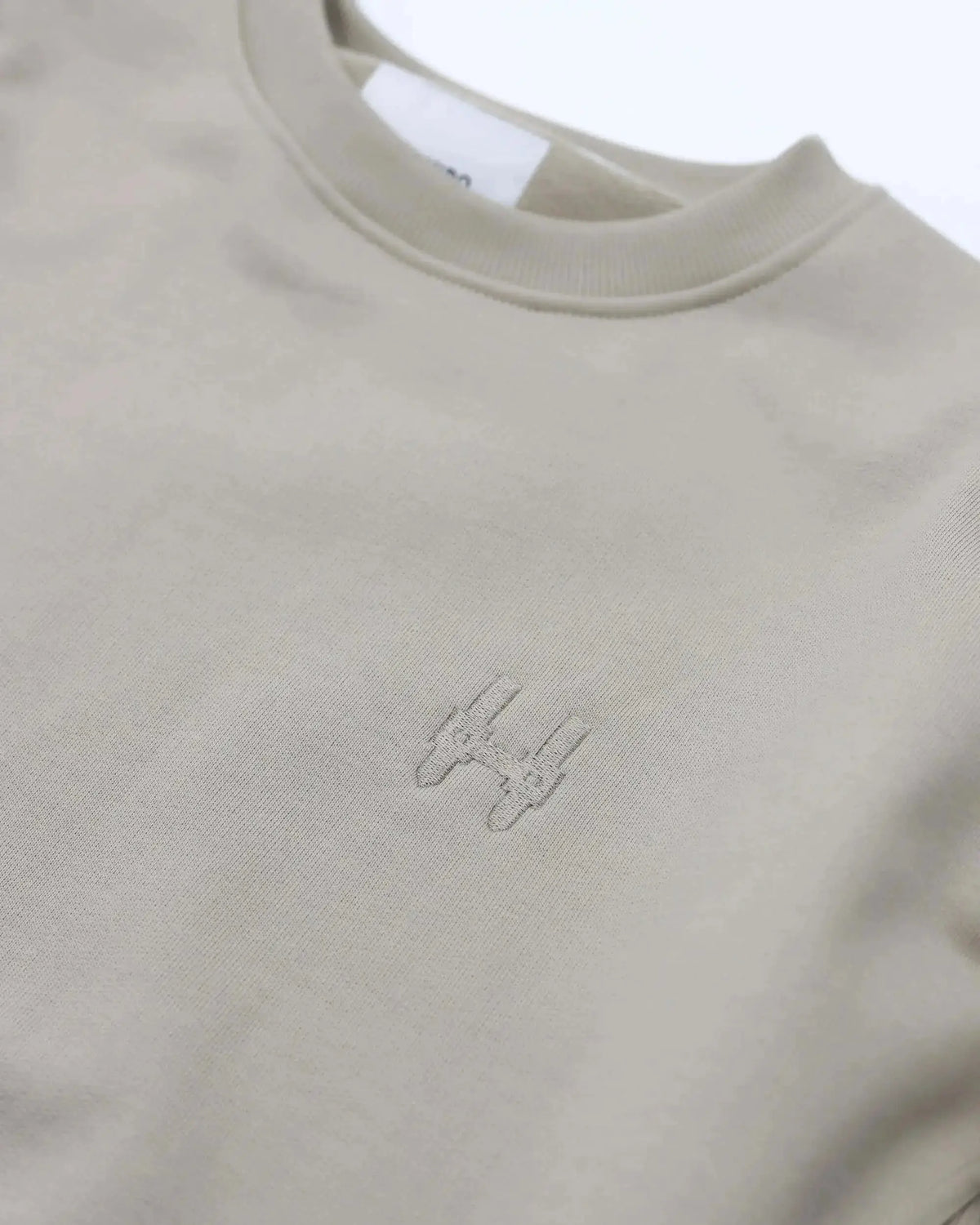 Kurzer Pullover 343 – Rundhalspullover Beige Batohiro
