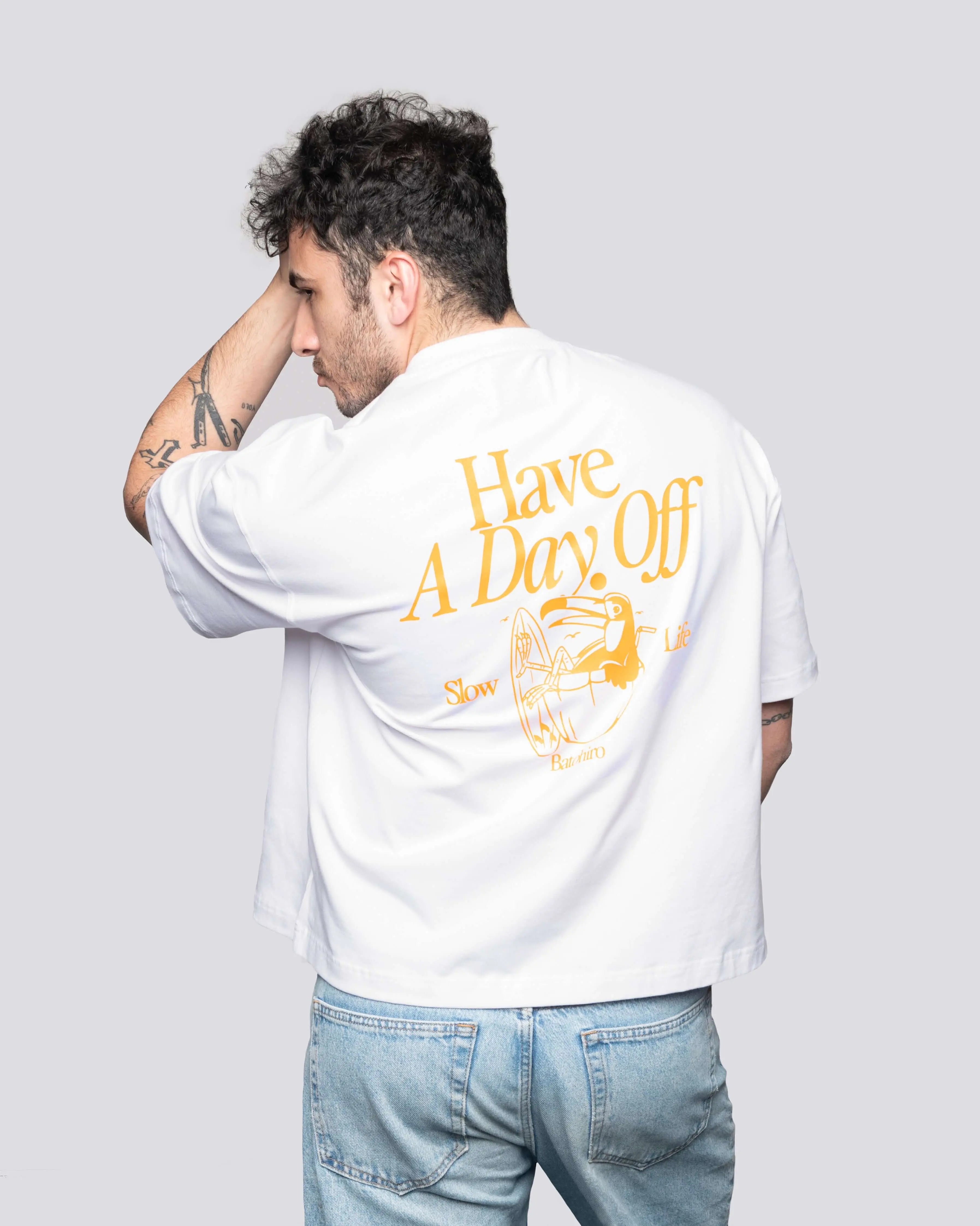 Day Off - Cropped Oversized Tee Batohiro