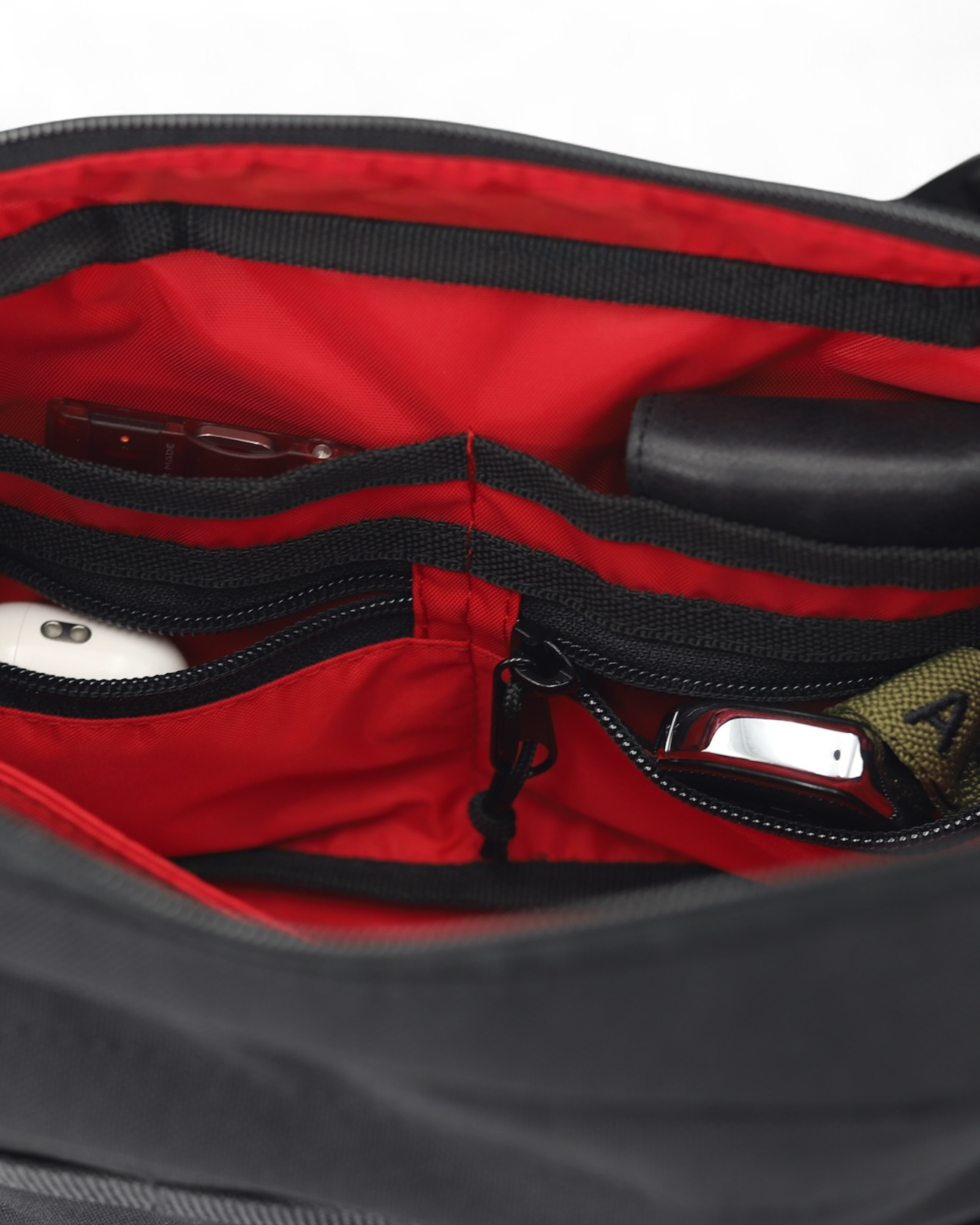 Kai 2.0 - Dark Black