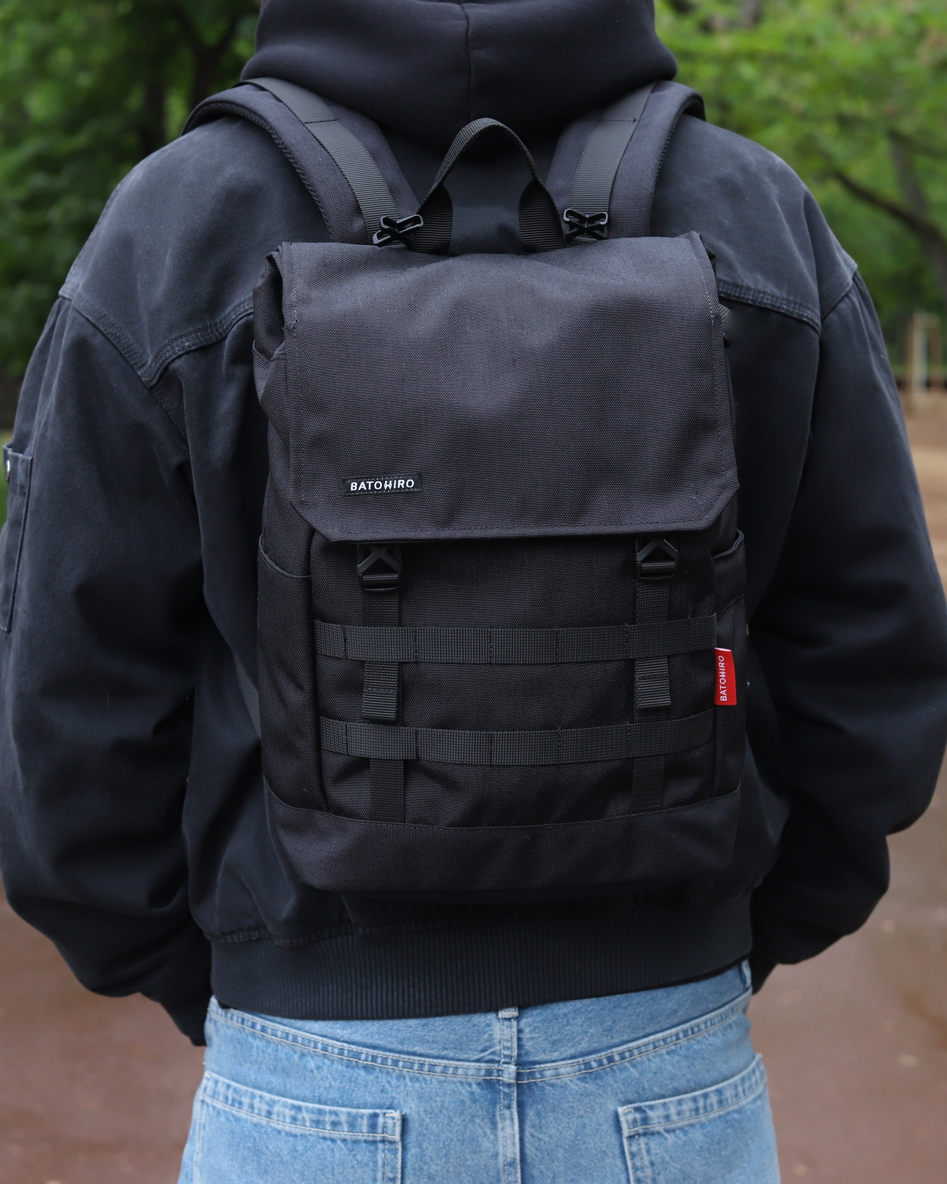 Minato Lite - Dark Black