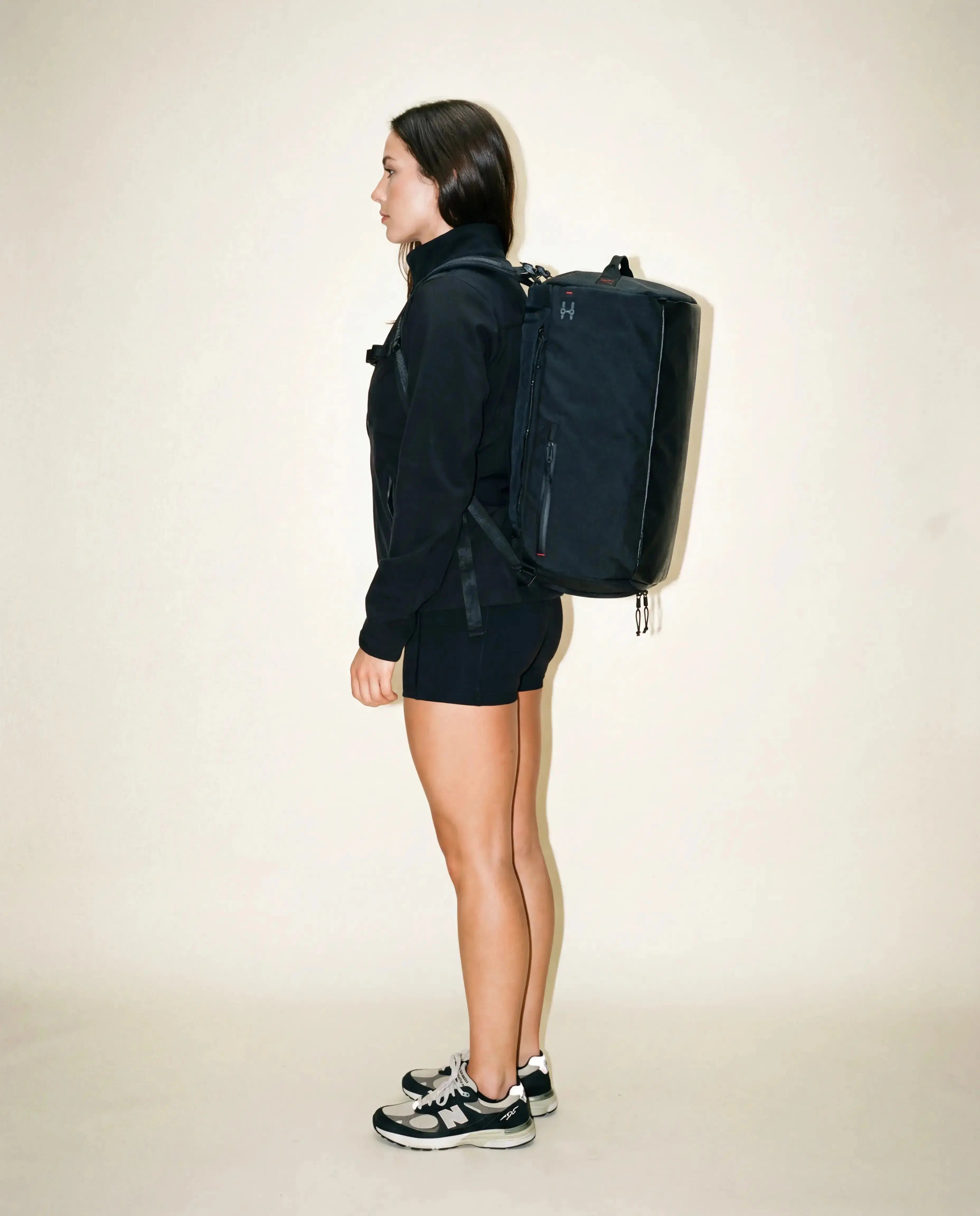 Tenso Traveller 40 L - Dark Knight Batohiro
