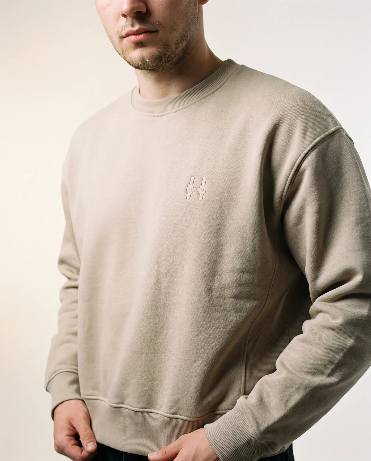 Batohiro 343 – Mikina Crewneck Beige